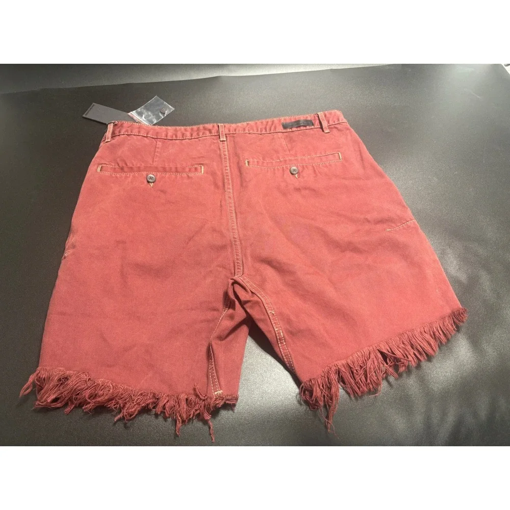 One Teaspoon NEW Men's Mr. Pink Relaxed Jeans Short Boreaux Wash‎ Size 34